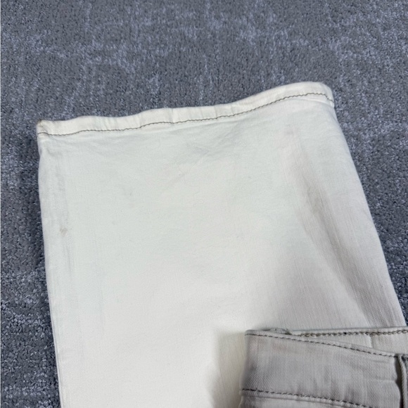 Current / Elliot High Rise Flare NWT Bentonite Color Womens Size 28 - Picture 2 of 9